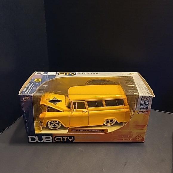 🛻1957 Chevy Suburban Jada Dub City Oldskool 1/24 20 Inch SS Yellow Die C - Picture 2 of 10